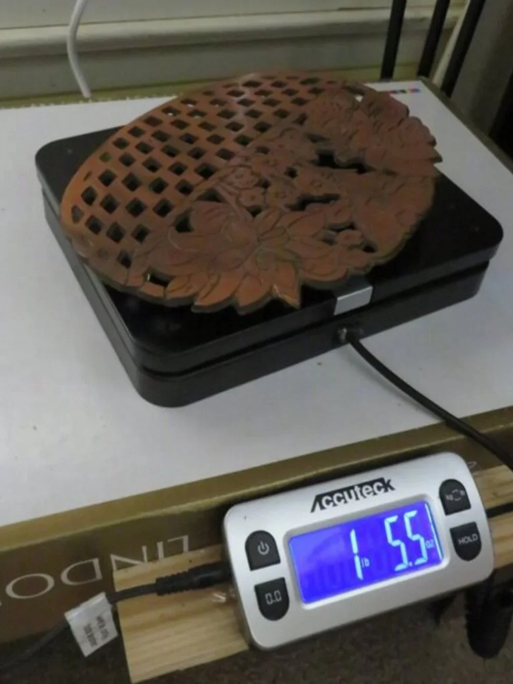 Vintage 1983 Old Dutch Design Copper Plated Cast Iron Flower Basket Trivet 8x6